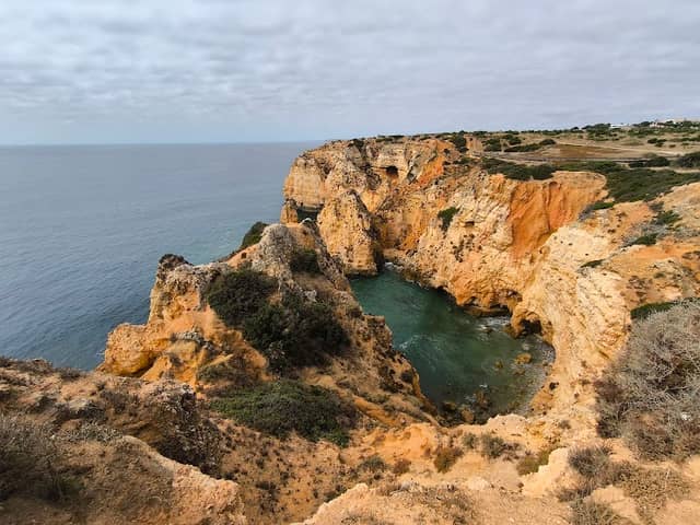 Strand - Image 1