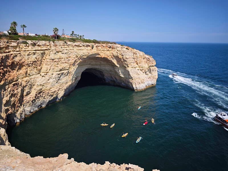 A large cave - Image 1