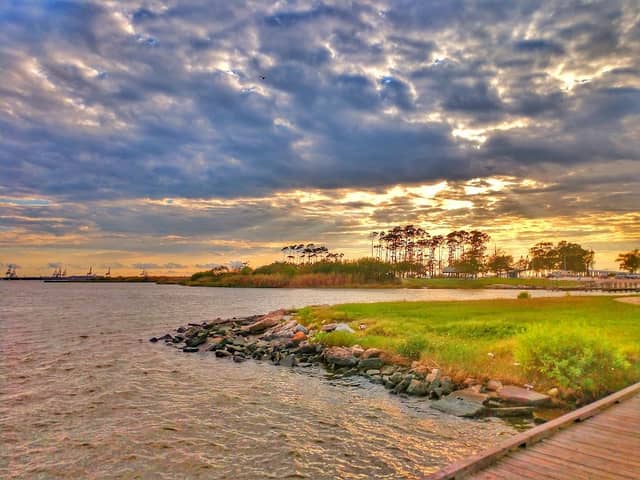 Bayland Park - Image 1