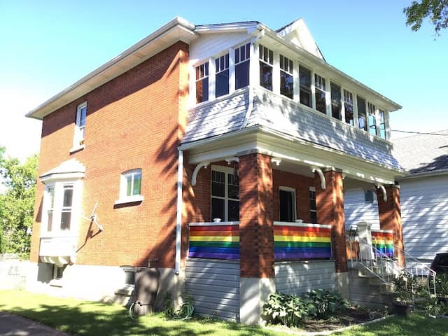 Rainbow House - Image 1