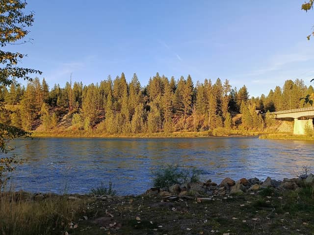 Riverfront Park - Image 2