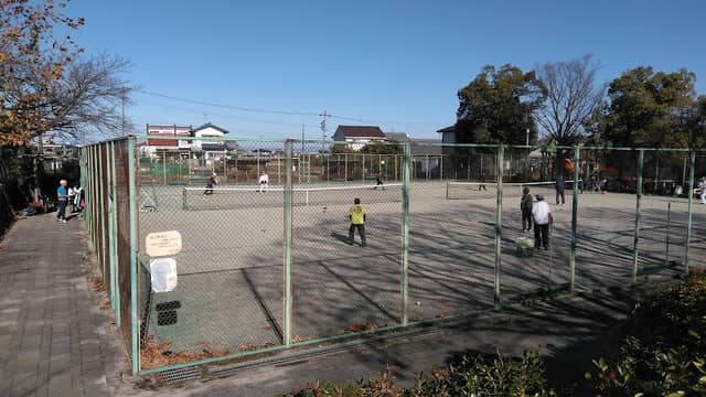 Manyo Park Tennis Courts - Image 1