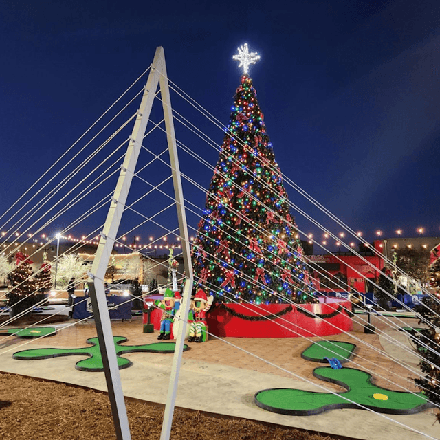 Holiday Hangout - Image 1