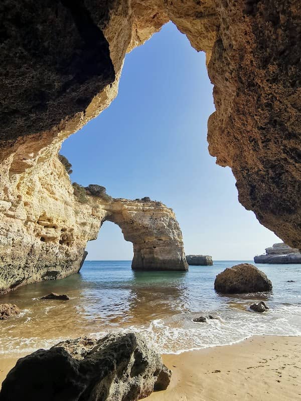 Albandeira Beach - Image 2