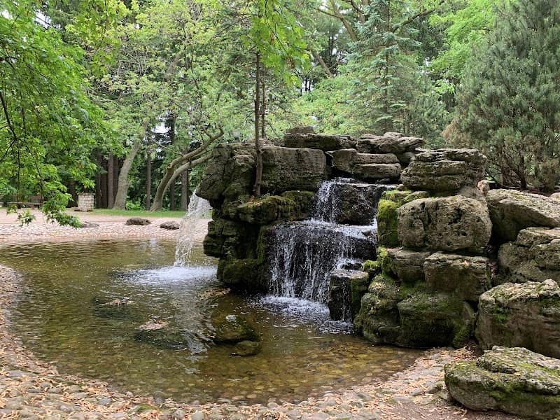 Arboretum Park - Image 1