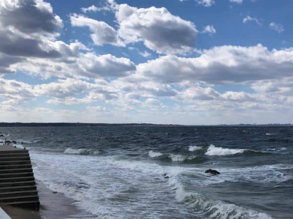 Crescent beach - Image 3