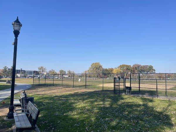 Foschini Park - Image 1