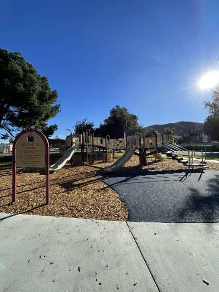 Oak Park - Image 2