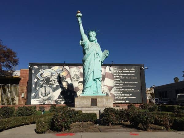 Statue of Liberty Replica - Image 3