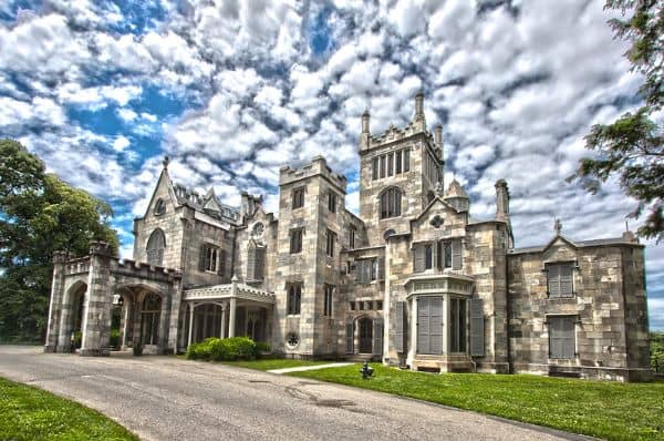 Lyndhurst Mansion - Image 4