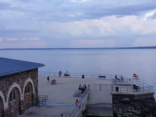 Hudson Park & Beach - Image 2