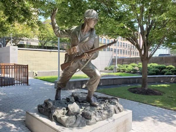 World War II Memorial - Image 1