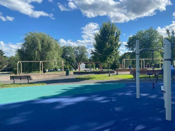 Lyon Park - Image 1