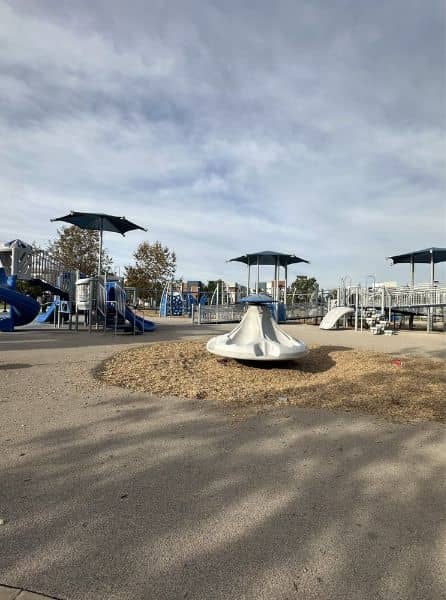 Victory Park - Image 2