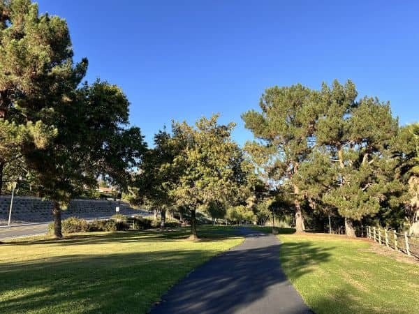 Pavion Park - Image 2
