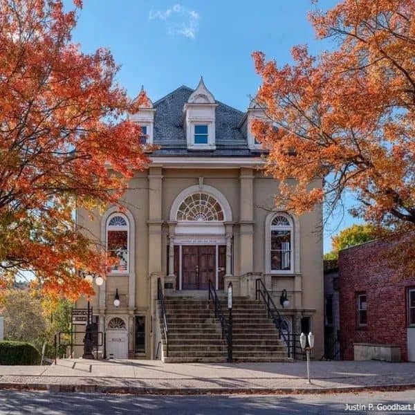 Southeast Museum - Image 1