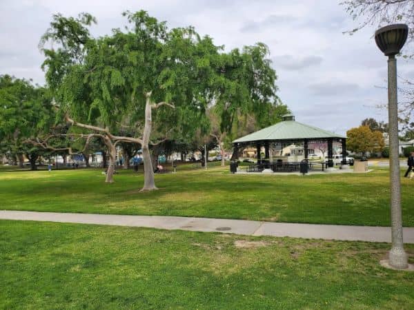 Bolivar Park - Image 2
