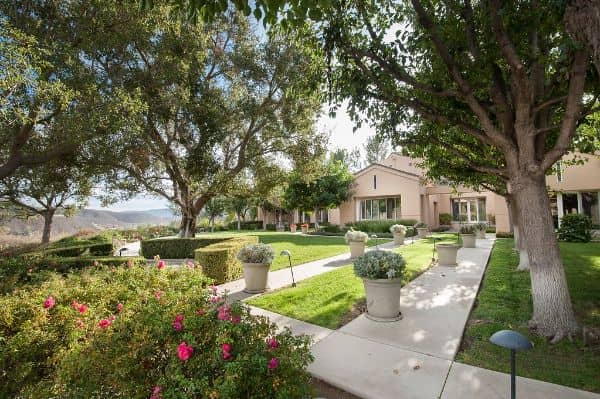 Westlake Vista Garden - Image 2