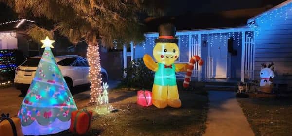 Christmas on Columbia - Image 5