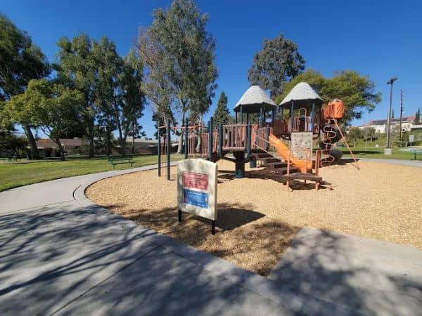 Acuna Park - Image 1