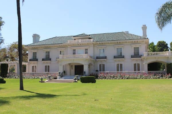 Wrigley Mansion - Image 2