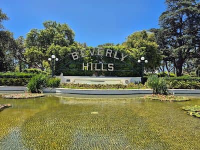 Beverly Hills Sign - Image 3