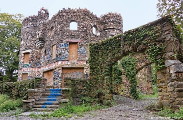 Hearthstone Castle - Image 1