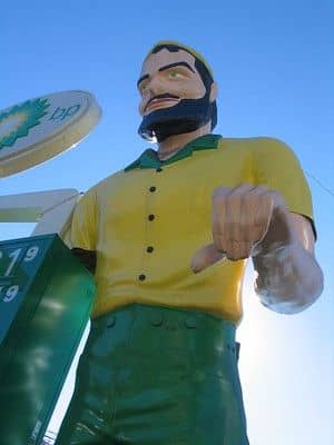 Muffler Man - Image 3