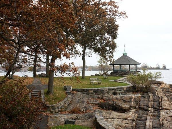 Larchmont Manor Park - Image 5
