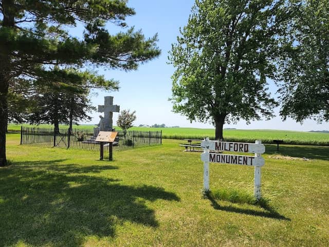 Milford Monument - Image 1