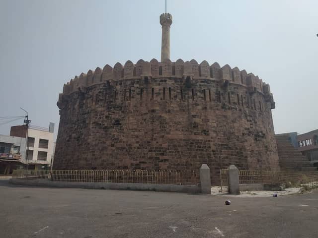 Konda Reddy Fort Set - Image 1