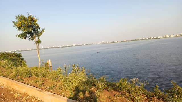Vandiyur Lake view - Image 1