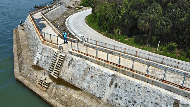 Bulua Seawall - Image 1