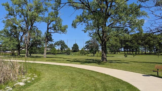50-Acre Park - Image 2