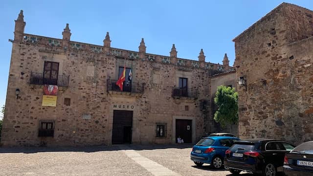 Cáceres Museum - Image 1