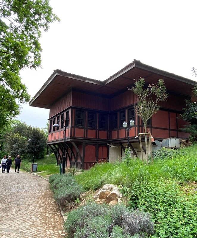 İBB Küçük Çamlıca Korusu - Image 1