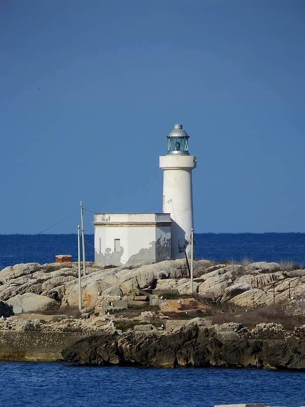 Faro Scoglio Palumbo - Image 1