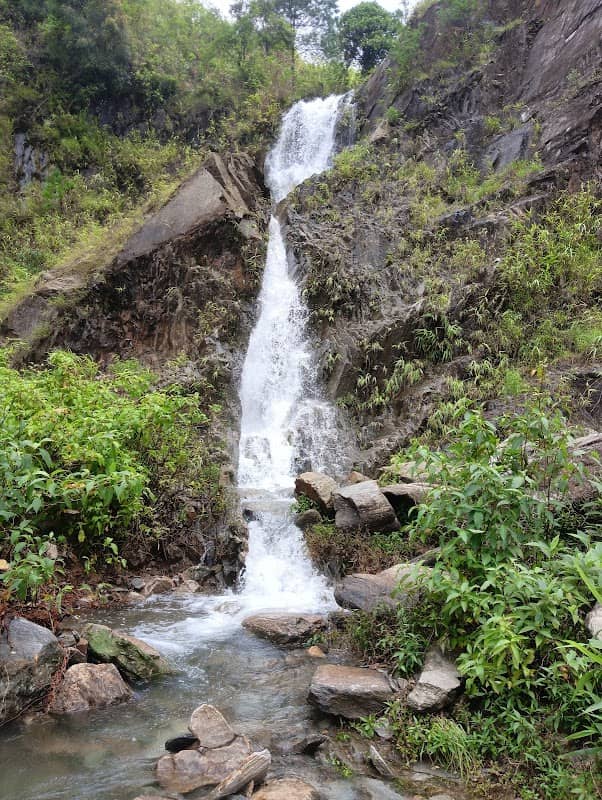 Demthring Falls - Image 1