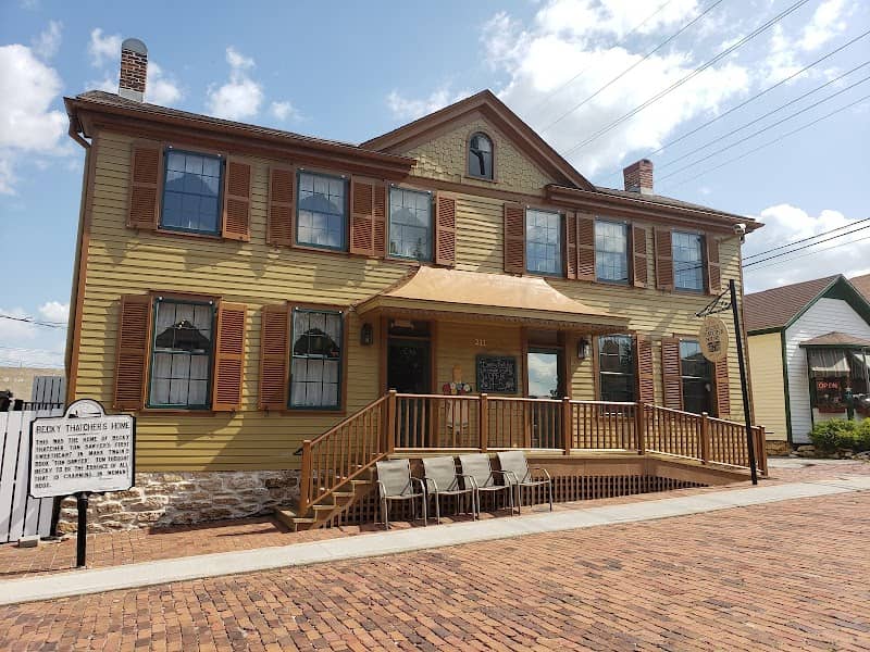 Becky Thatcher House - Image 1