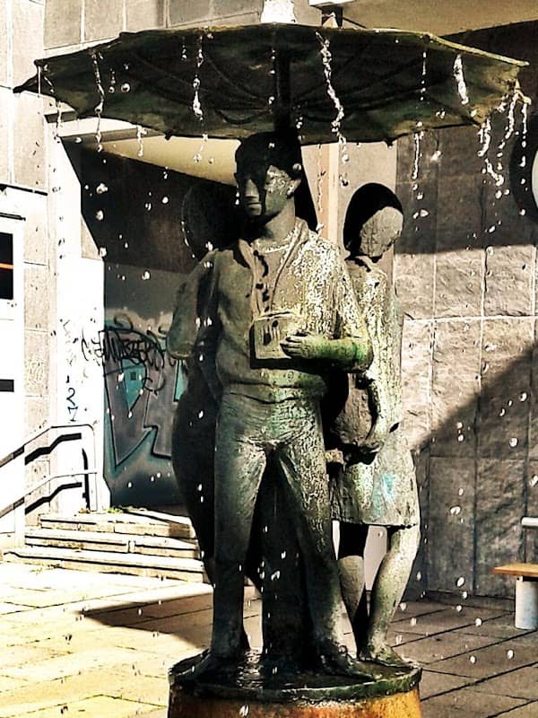 Jugendbrunnen - Image 2