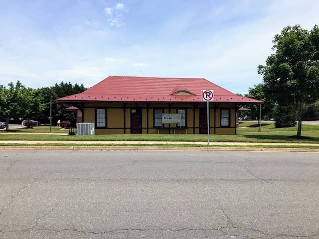 Bealeton Depot - Image 2