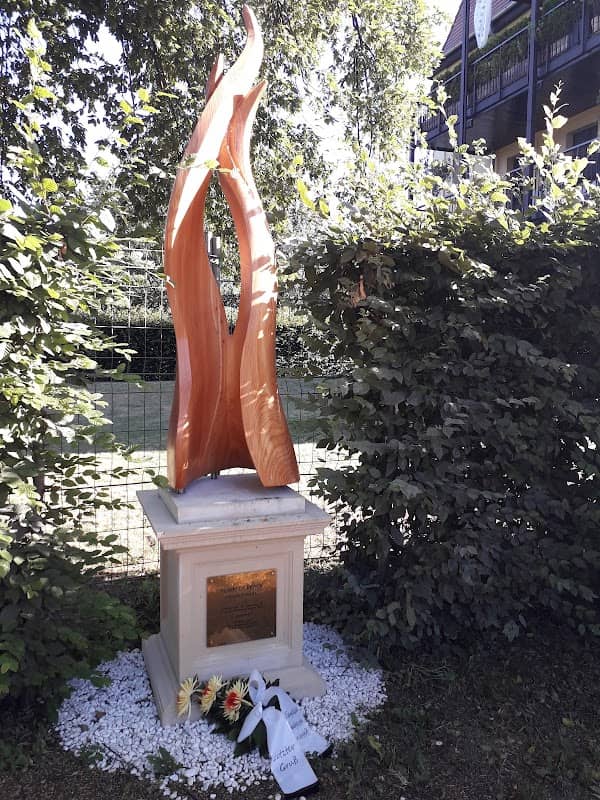 Denkmal Flamme des Friedens - Image 1