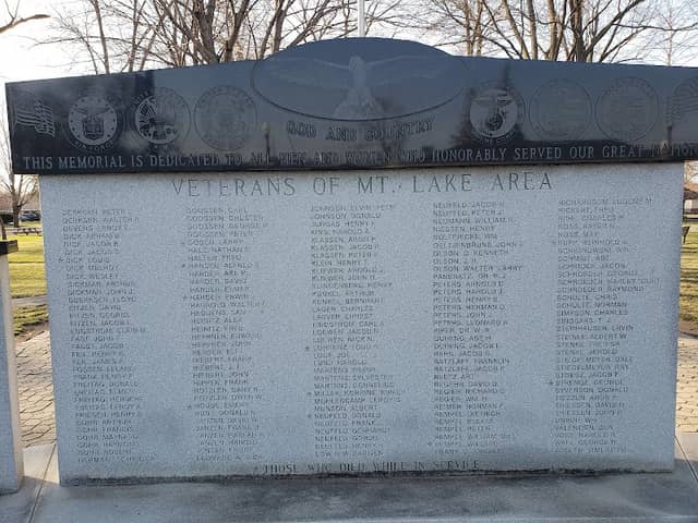 Veterans Memorial - Mountain Lake - Image 1