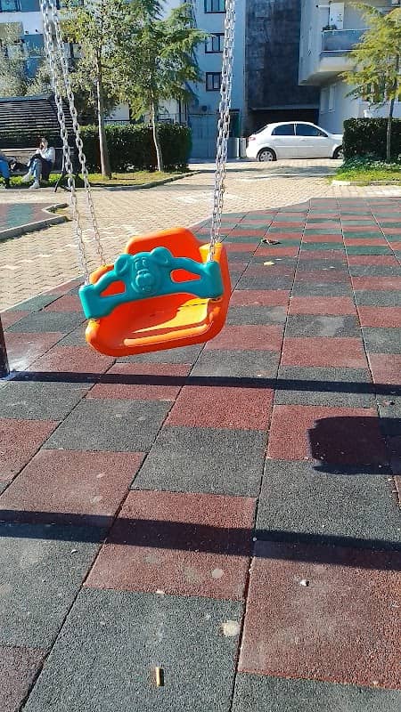 Child park - Image 1