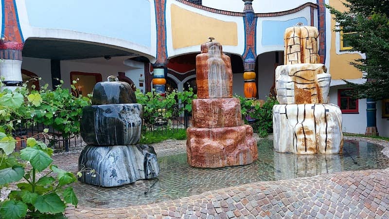 Brunnen Rognertherme Bad Blumau - Image 1