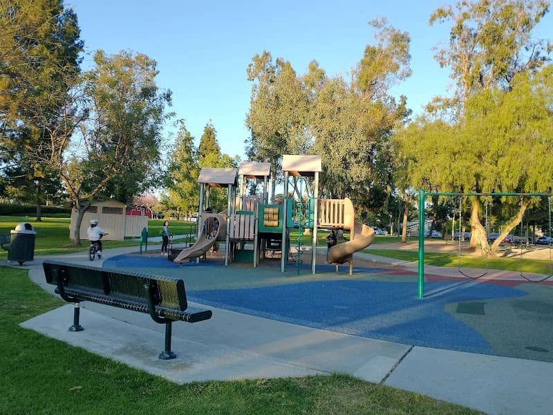 Hurless Barton Park - Image 3
