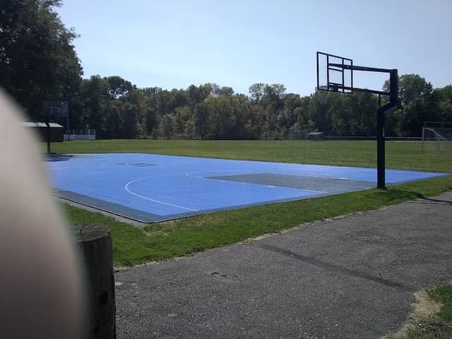 Manitou Park - Image 1