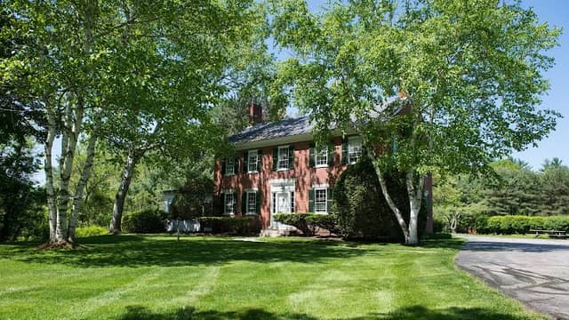 The Bridges House - Image 2
