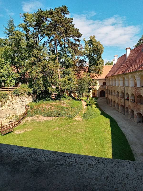 VULKANIA - Zavod za upravljanje kulturne dediščine Grad - Image 2