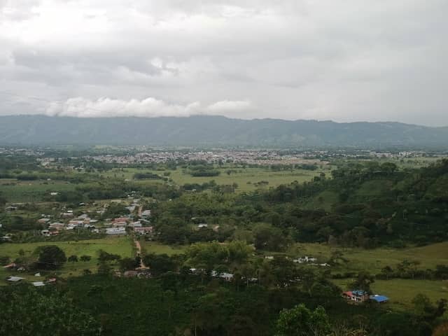 Vona Public Park - Image 1